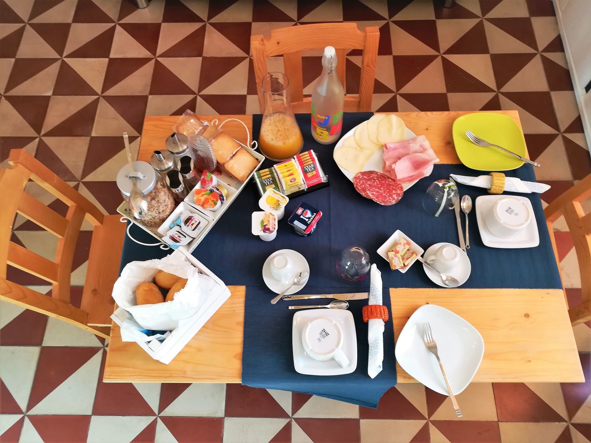 Terra Del Sole Bed & Breakfast Trani Nhà hàng bức ảnh