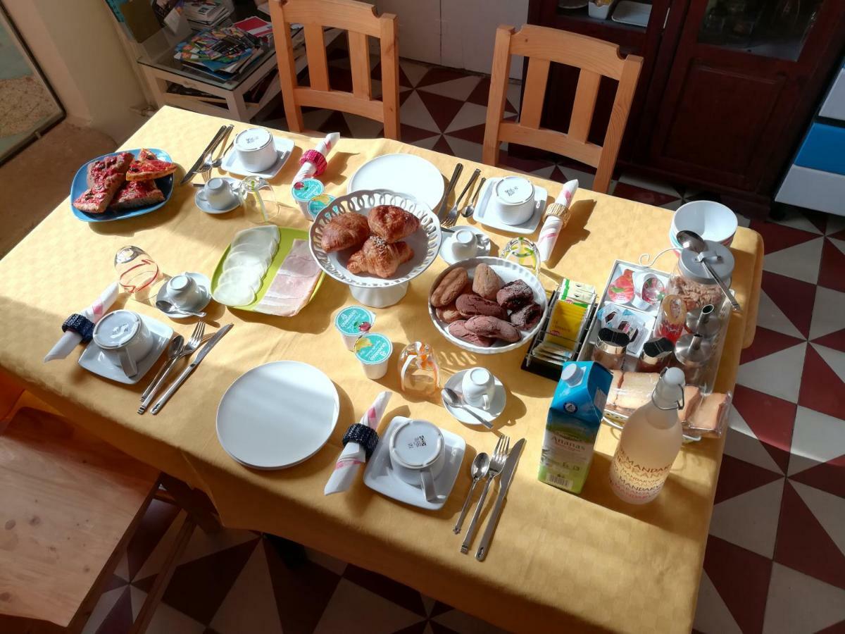 Terra Del Sole Bed & Breakfast Trani Ngoại thất bức ảnh